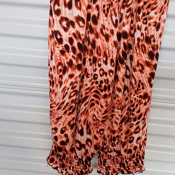 Women's jumpsuit size medium - Picture 4 of 4